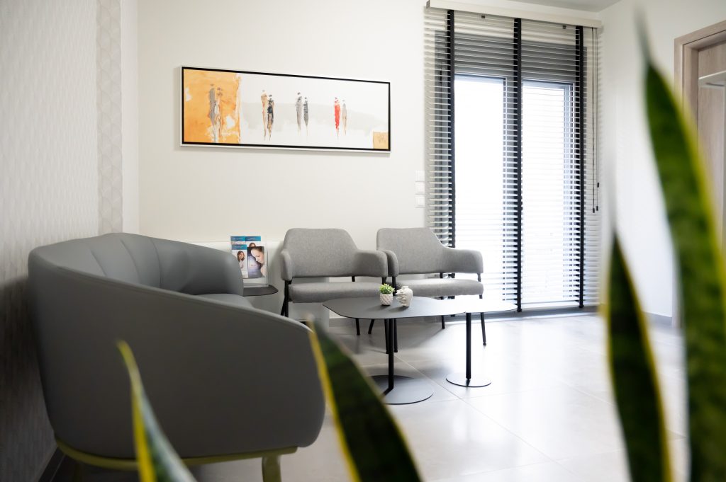 tsiogkaderma dermatologiko