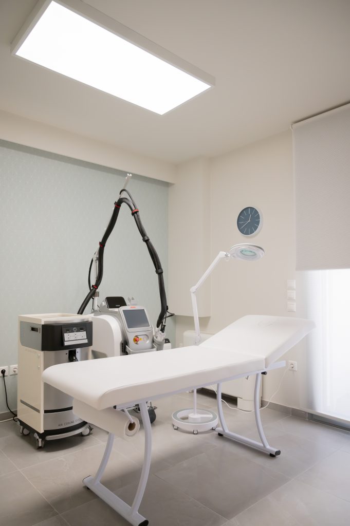 tsiogkaderma dermatologiko