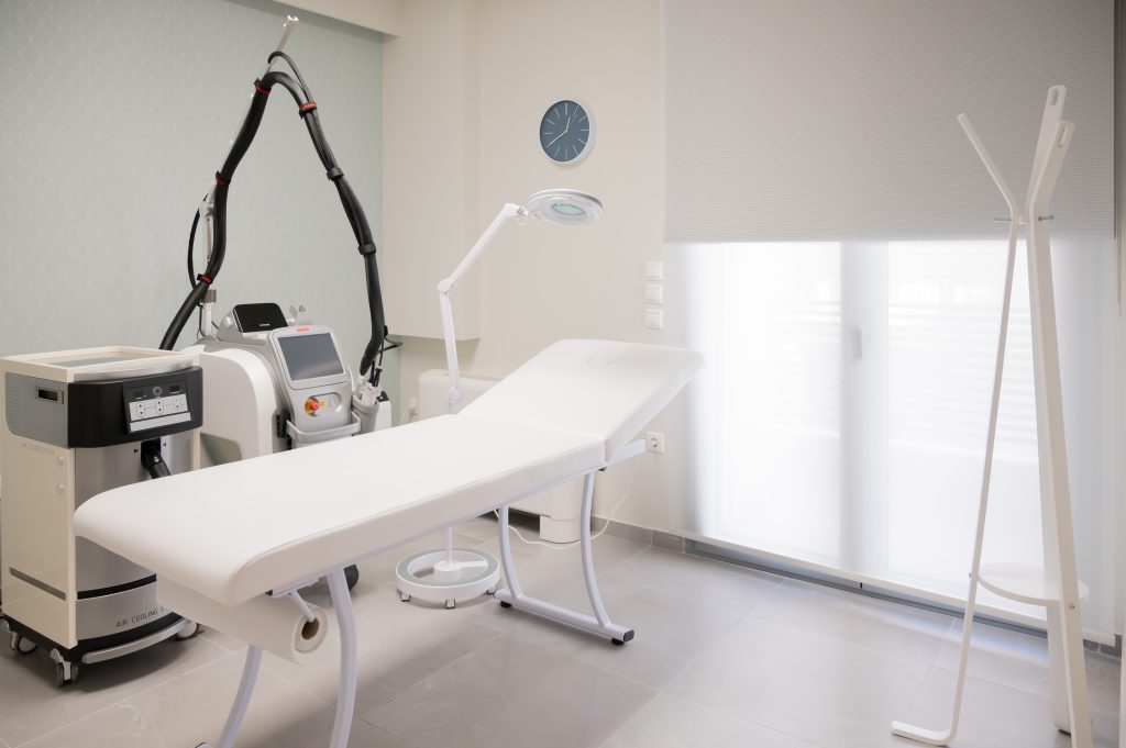 tsiogkaderma dermatologiko