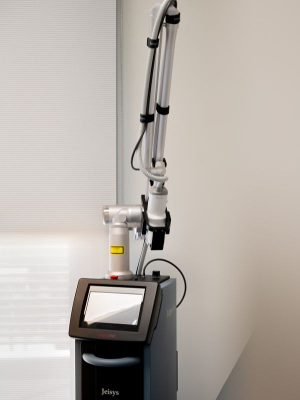 tsiogkaderma dermatologiko